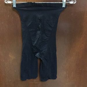 Spanx power panty in a size E